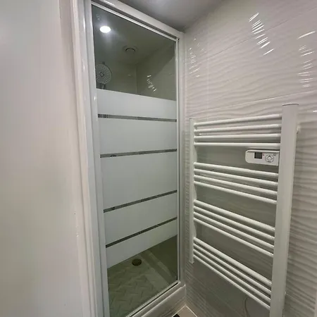 Le Nid Du Bassin Duplex Neuf Climatisé à Pieds * Arcachon